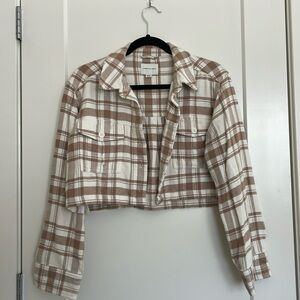 American Eagle: Beige Plaid Cropped Flannel Jacket